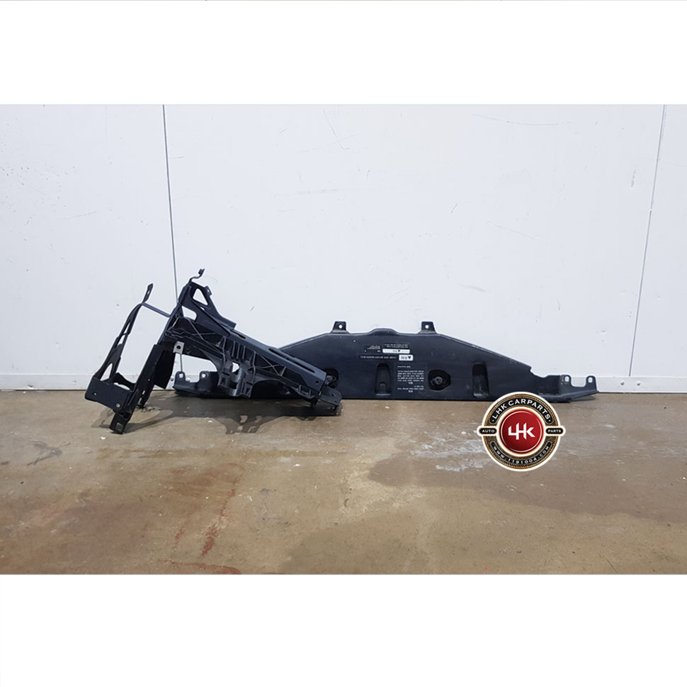 BMW 5시리즈 F10 전후기호환 09~16 상판라이트판넬한쪽  수입차중고부품