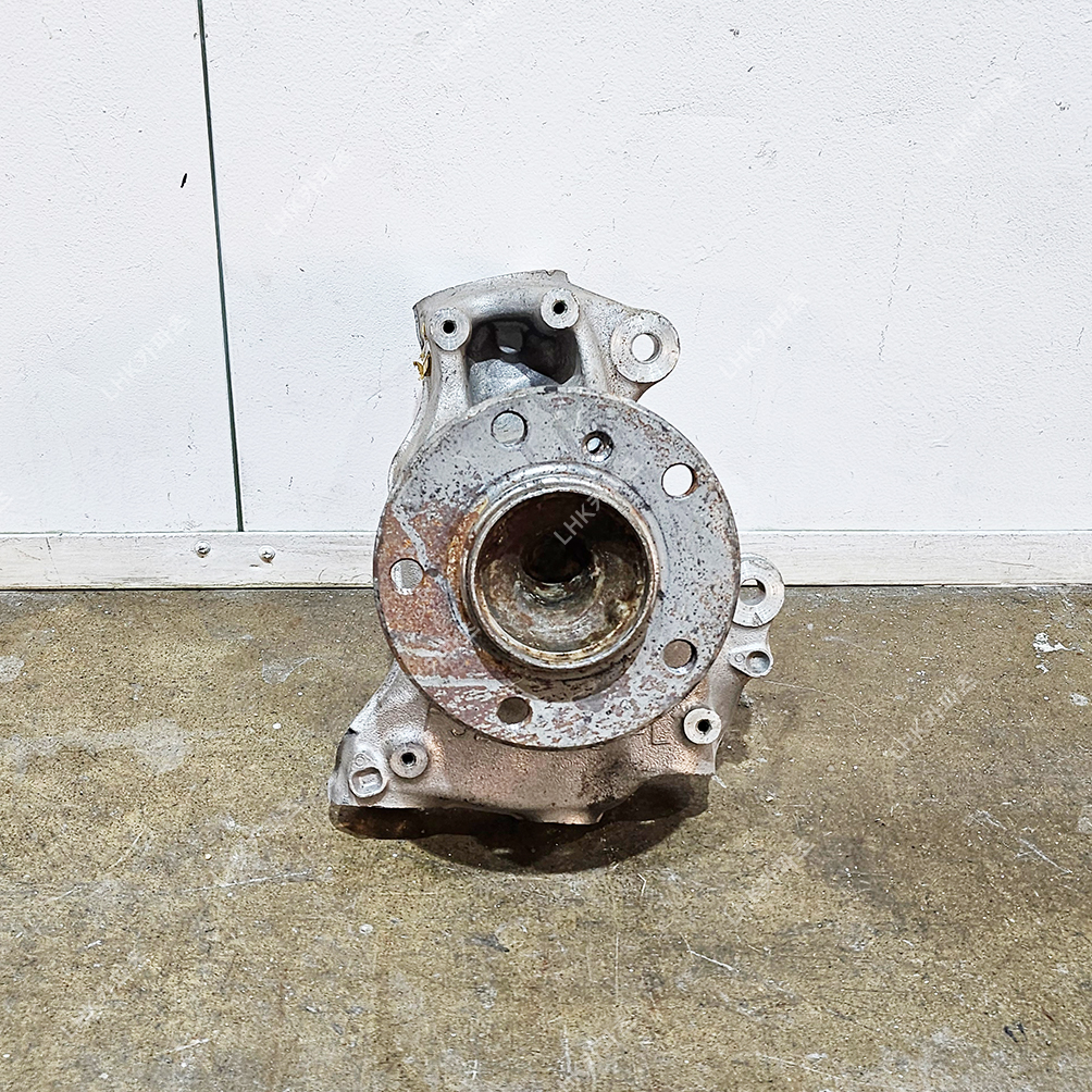 BMW 4시리즈 F32 F33 F36 후기 앞너클 2륜 수입차중고부품 16-19