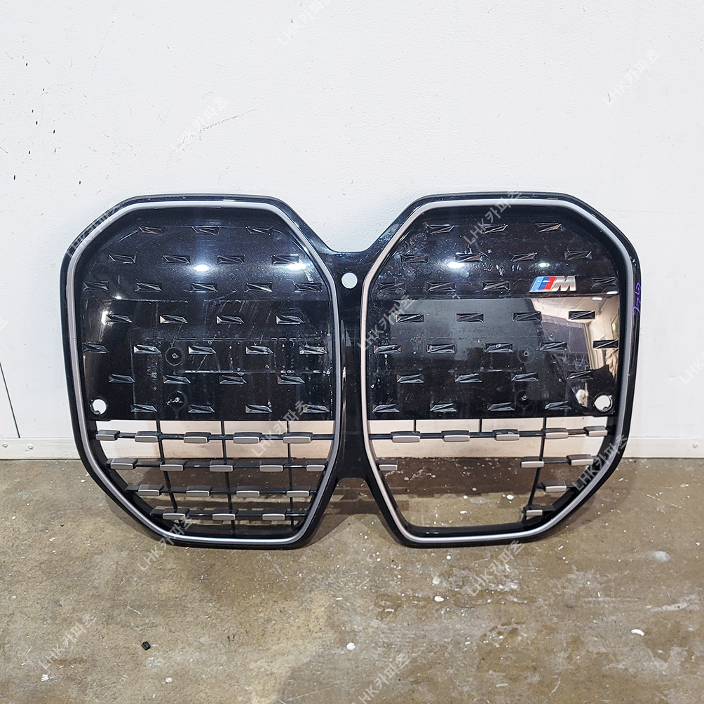 BMW I4 G26 M팩 그릴 수입차중고부품 21-24