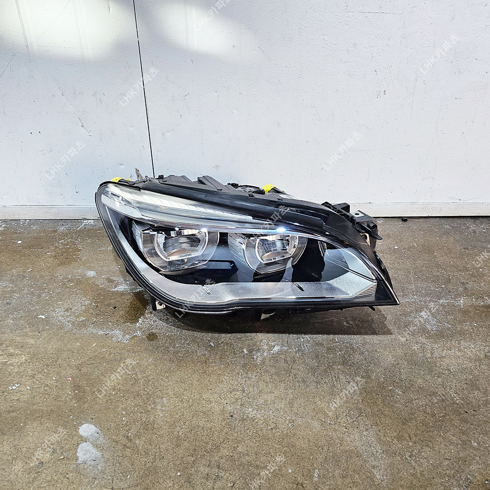BMW 7시리즈 F01 후기 라이트 LED 조수석 수입차중고부품 14-16