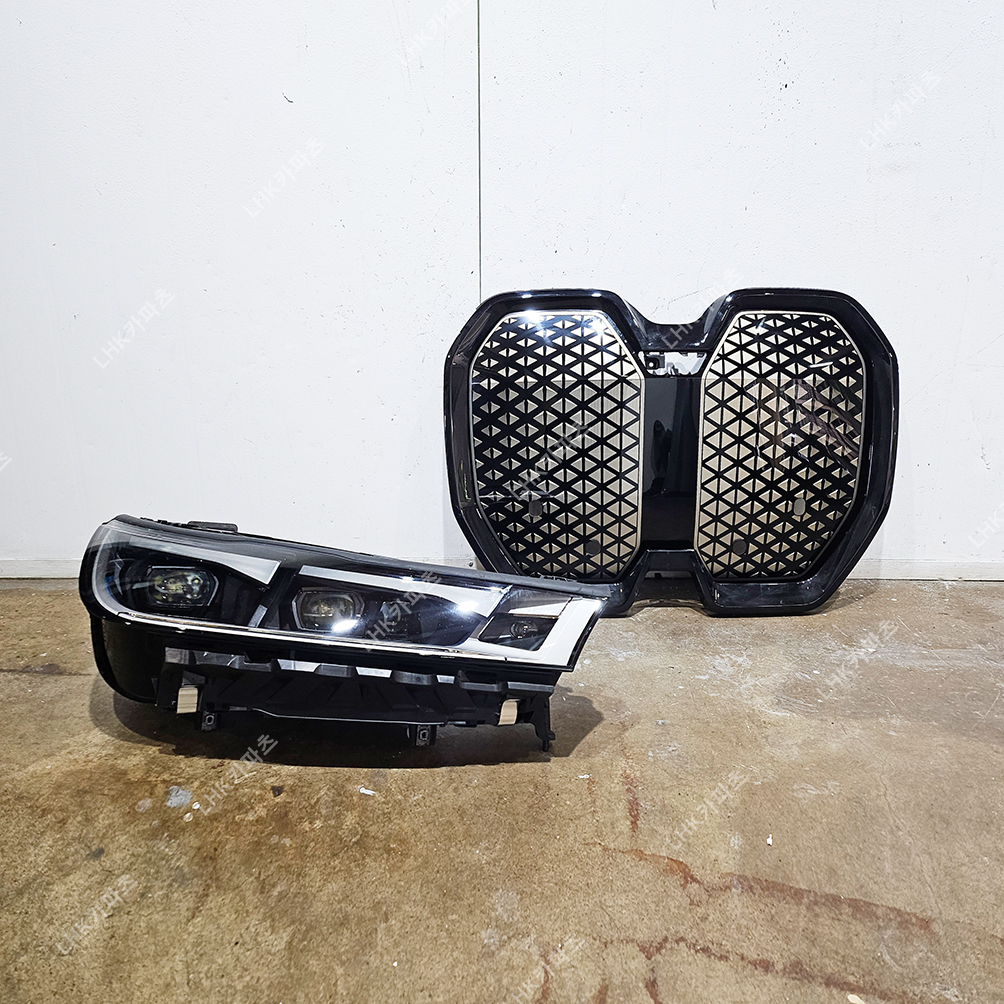BMW iX i20 라이트 그릴 수입차중고부품 23-24