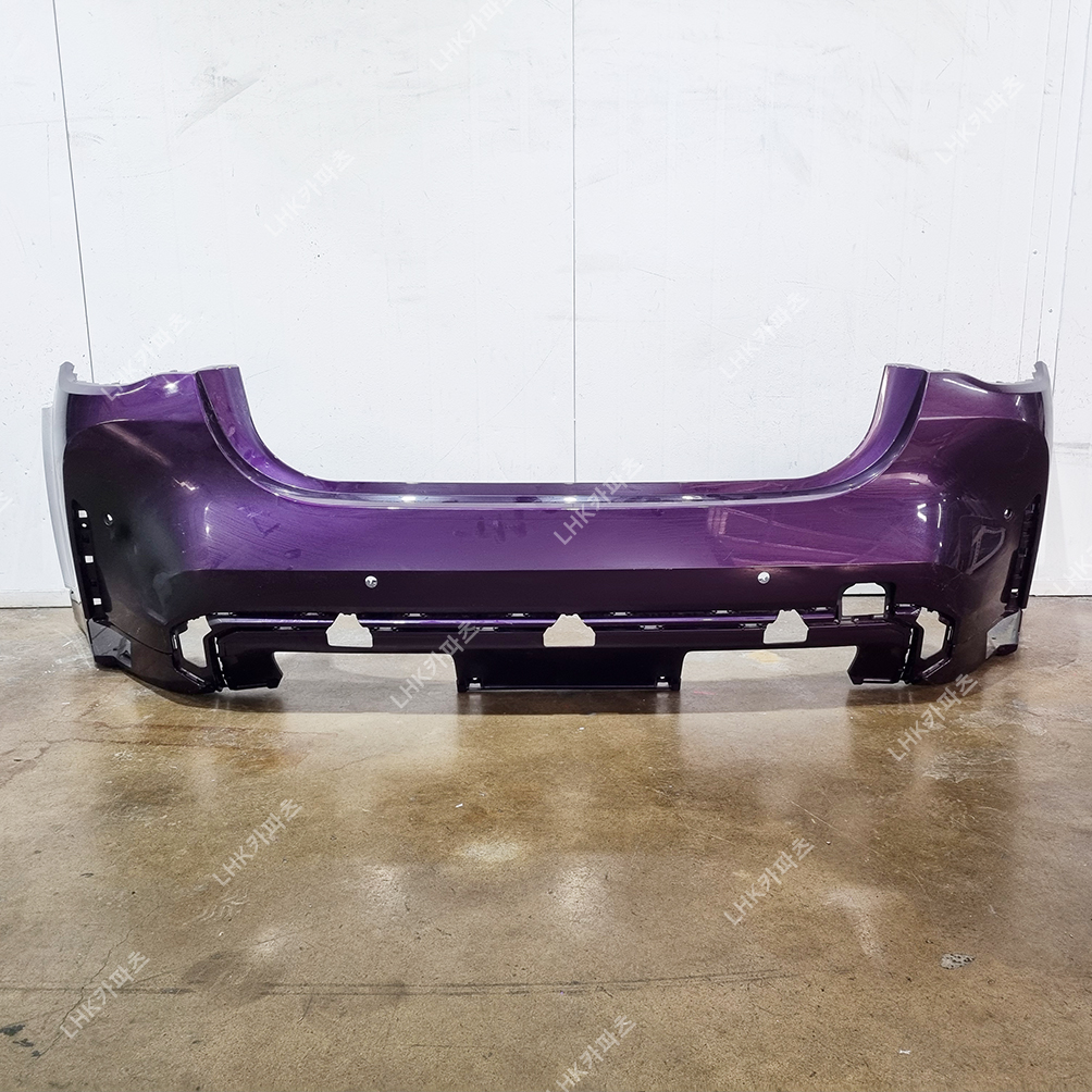 BMW M4 g82 뒷범퍼 상단 수입차중고부품 22~24