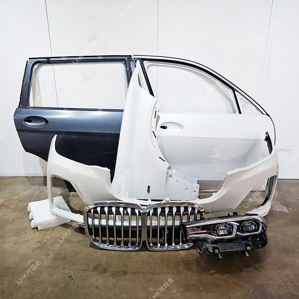 BMW X7 G07 전기 라이트 도어 범퍼 그릴 휀다 수입차중고부품 20-23