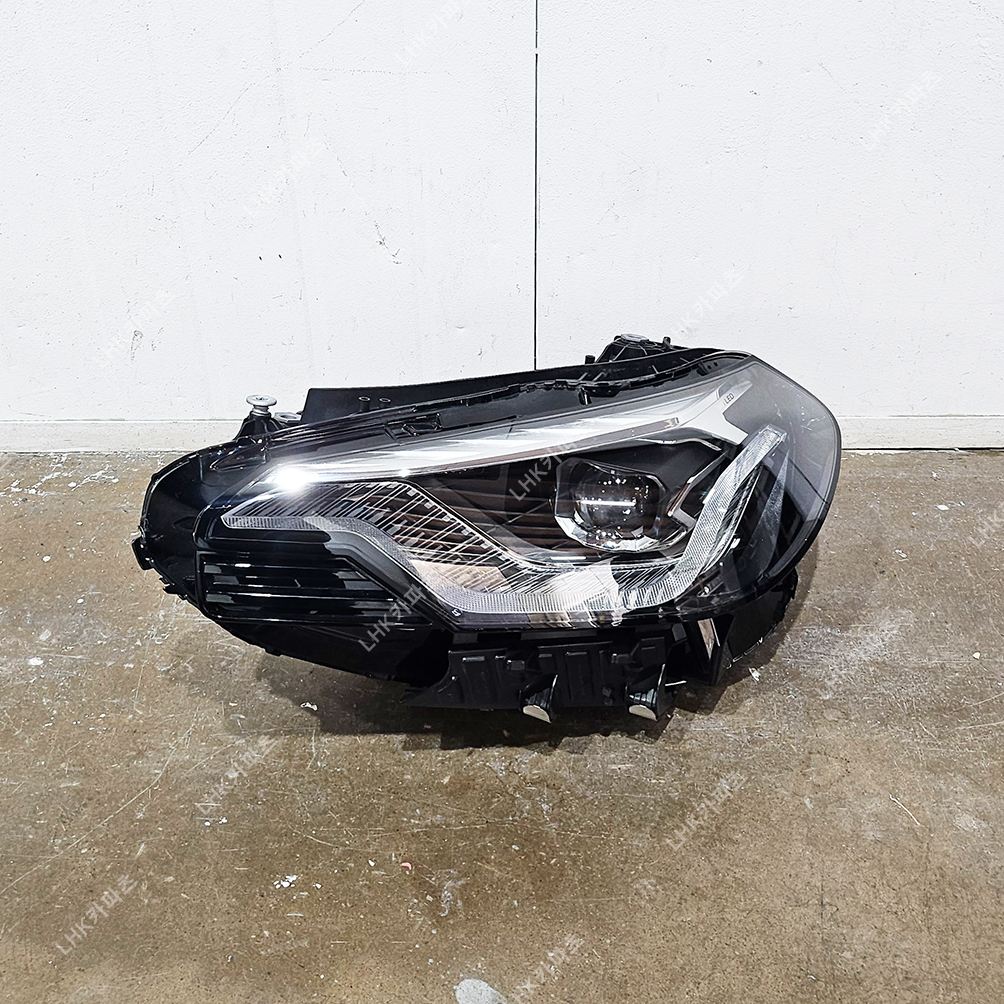 BMW M2 G87 라이트 수입차중고부품 24-25