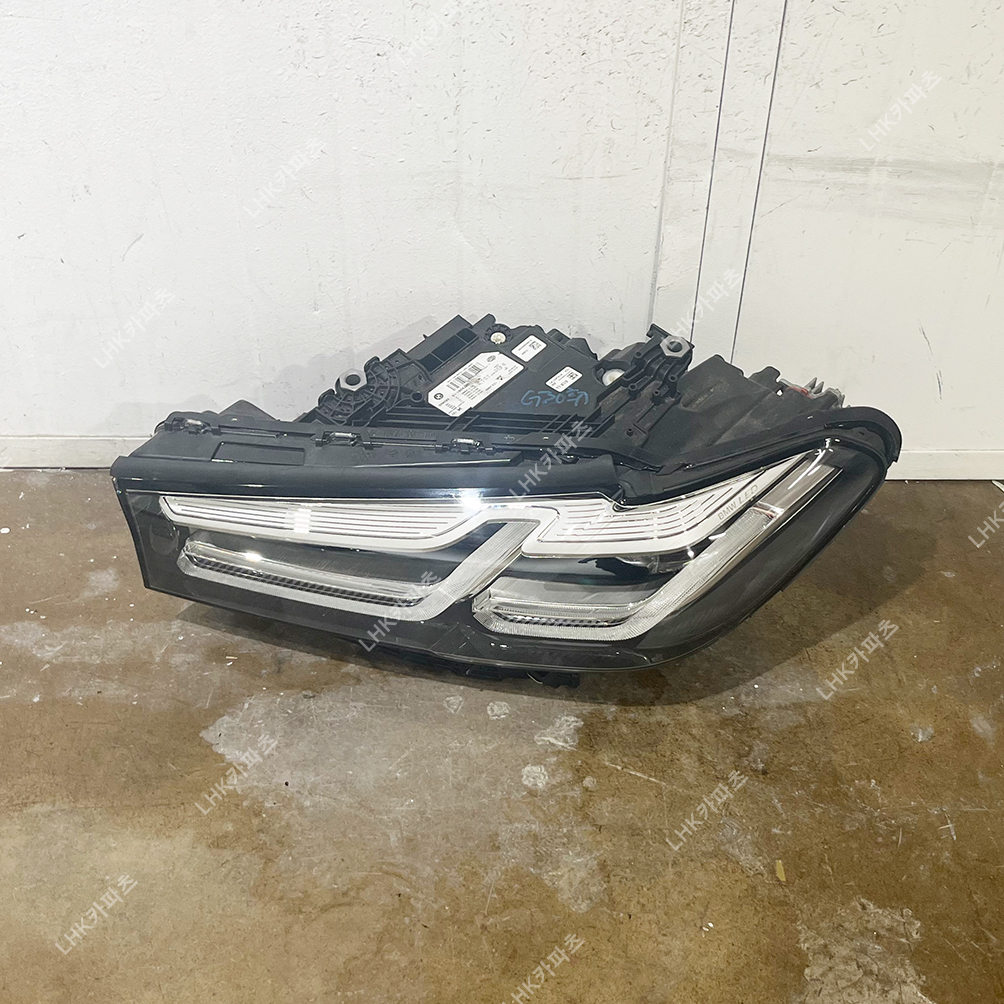 BMW 5시리즈 G30 후기 라이트 led 운전석 수입차중고부품 20-23