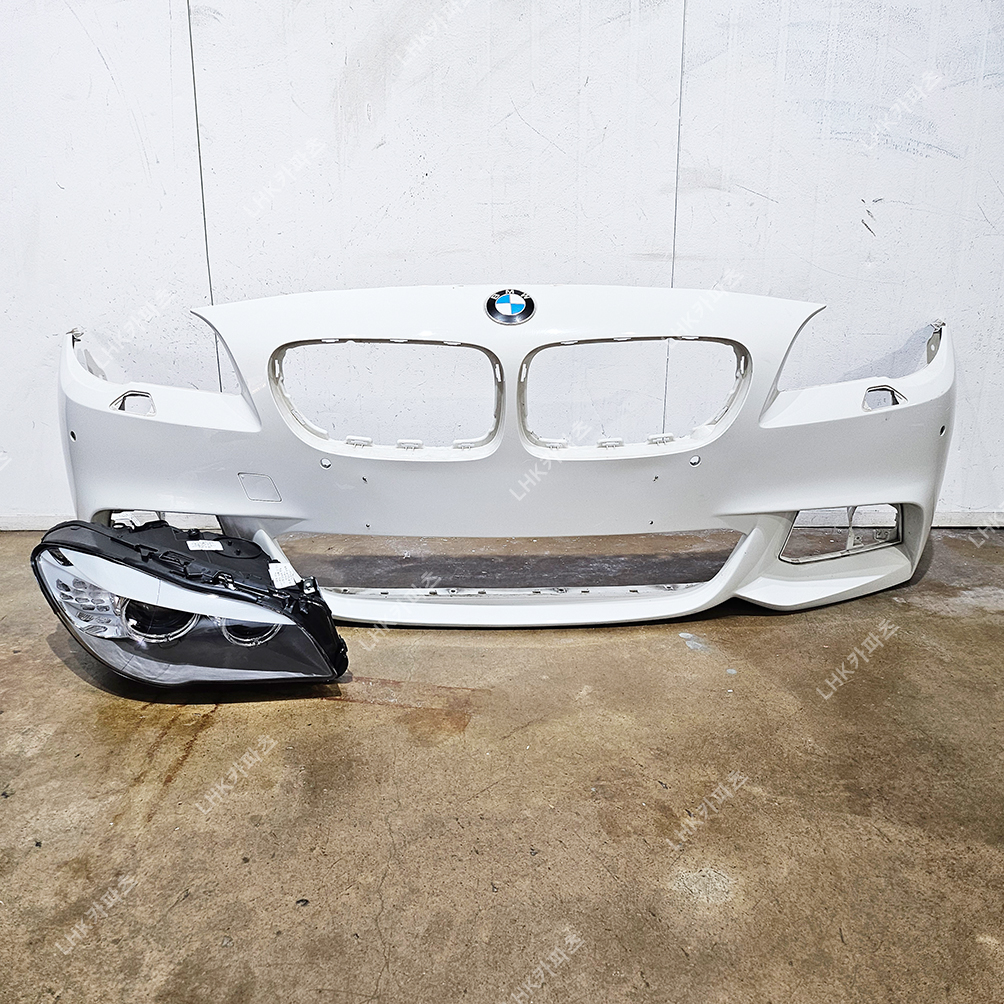BMW 5시리즈 F10 전기 라이트 범퍼 수입차중고부품 09-13