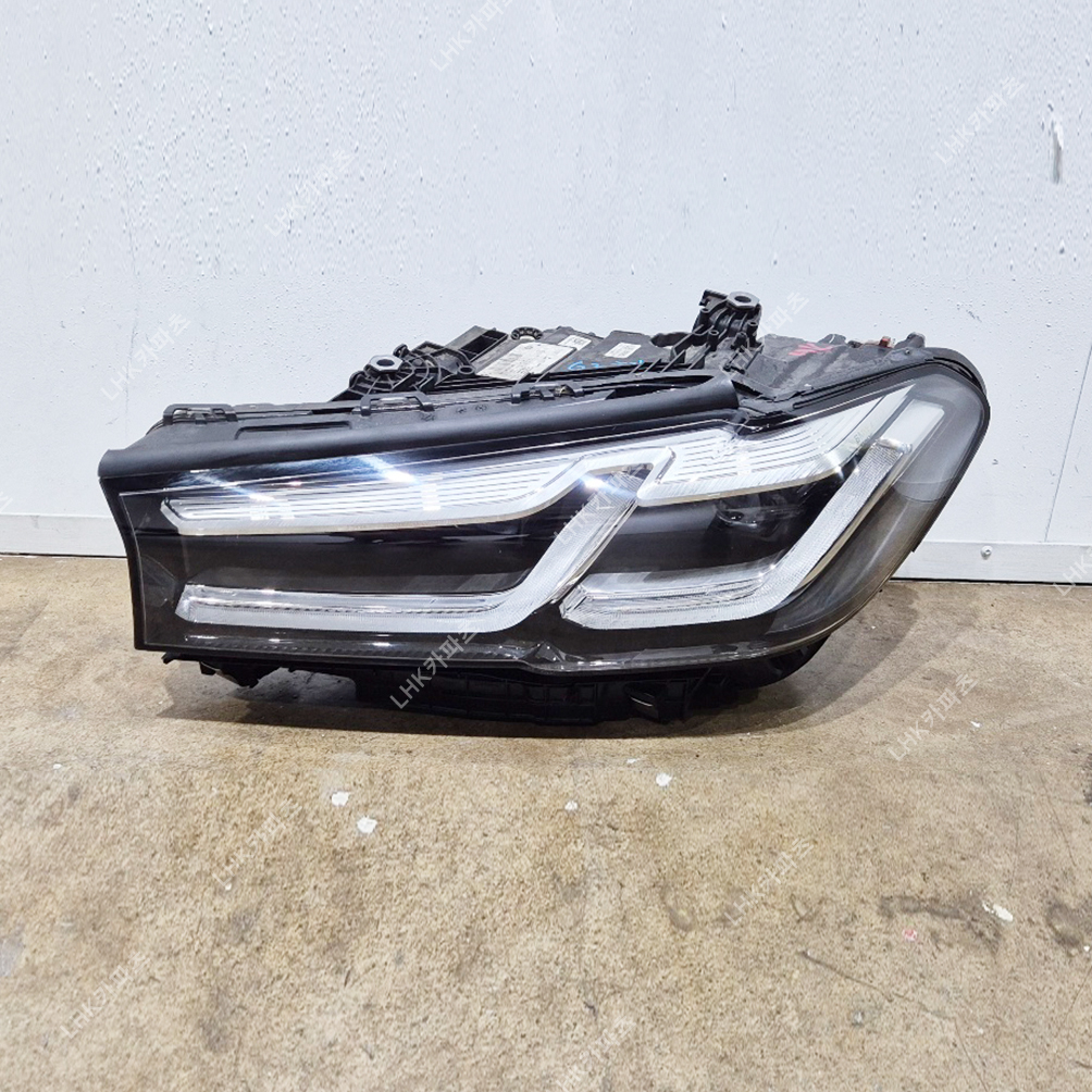 BMW 5시리즈 G30 후기 라이트 LED 수입차중고부품 20-23