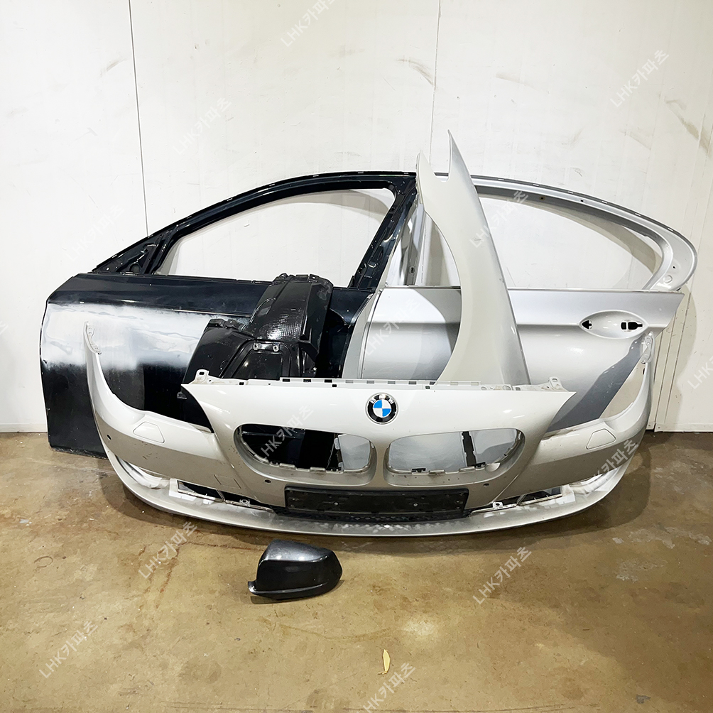 BMW 5시리즈 F10 전기 도어 휀다 휠가이드 수입차중고부품 09-13