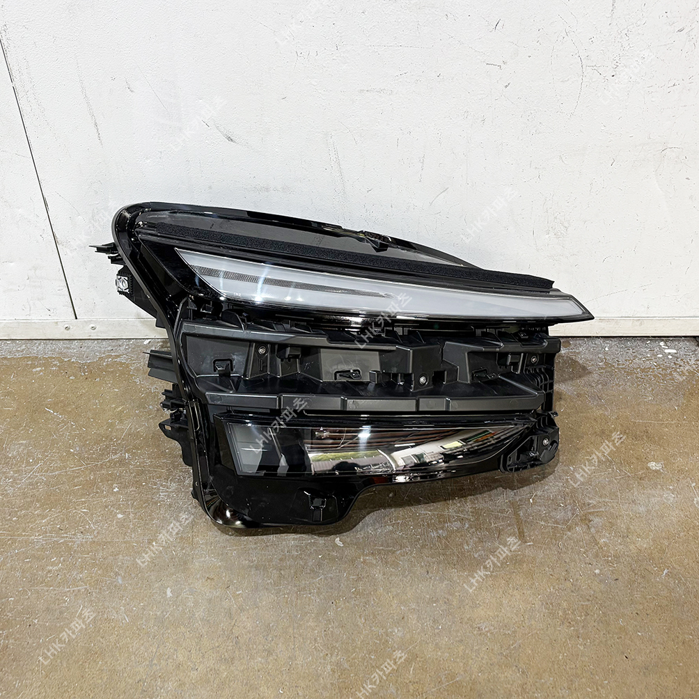 테슬라 모델Y 주니퍼 라이트 수입차중고부품 25~25