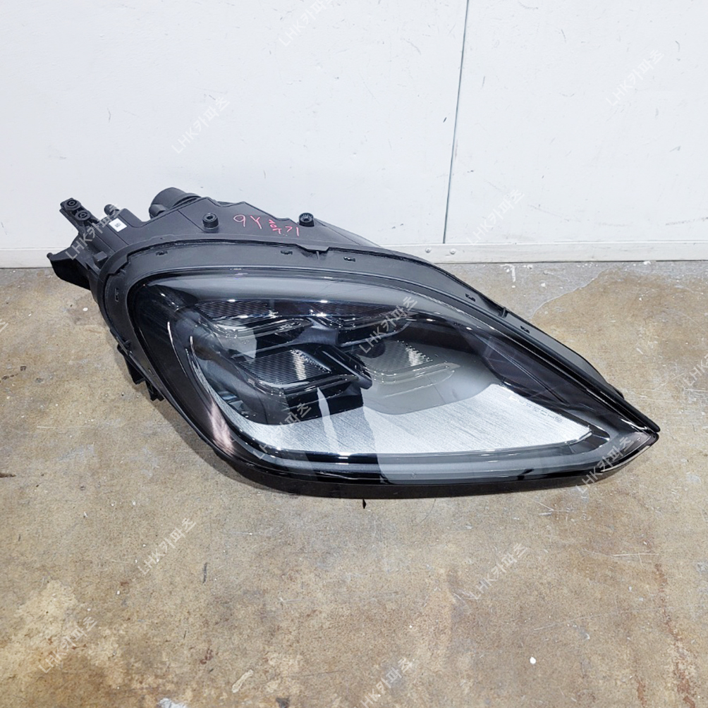 포르쉐 카이엔 9Y0 후기 라이트 LED 슈퍼카중고부품 24-25