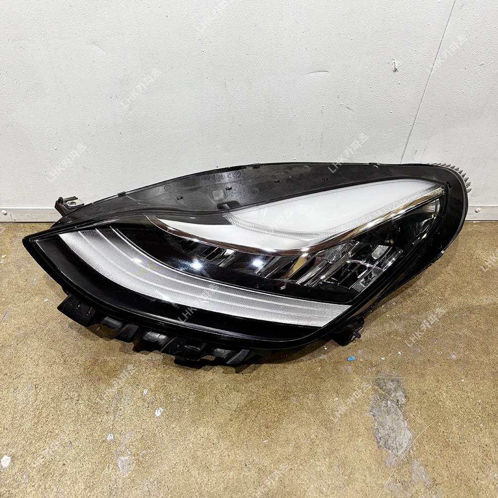 테슬라 모델3 전기 라이트 저사양 수입차중고부품 17~24