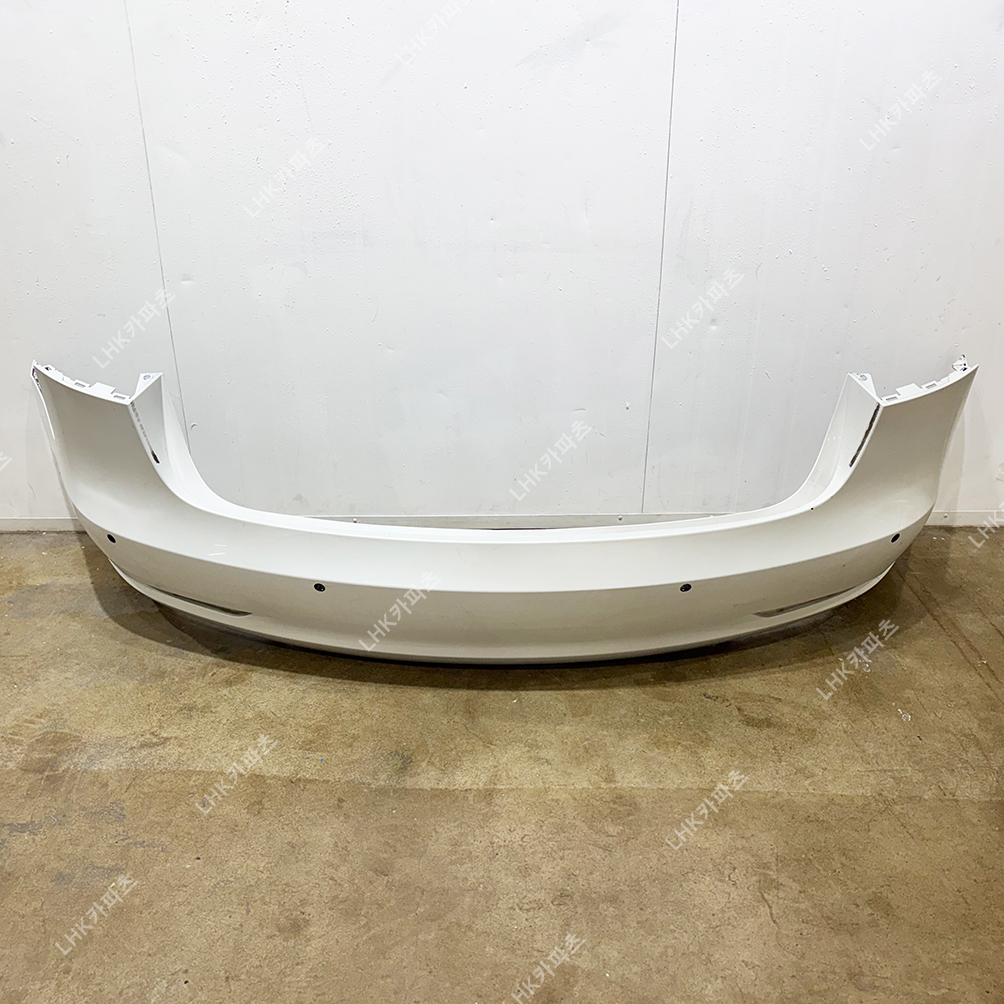 테슬라 모델3 전기 뒷범퍼 상단 수입차중고부품 17~24