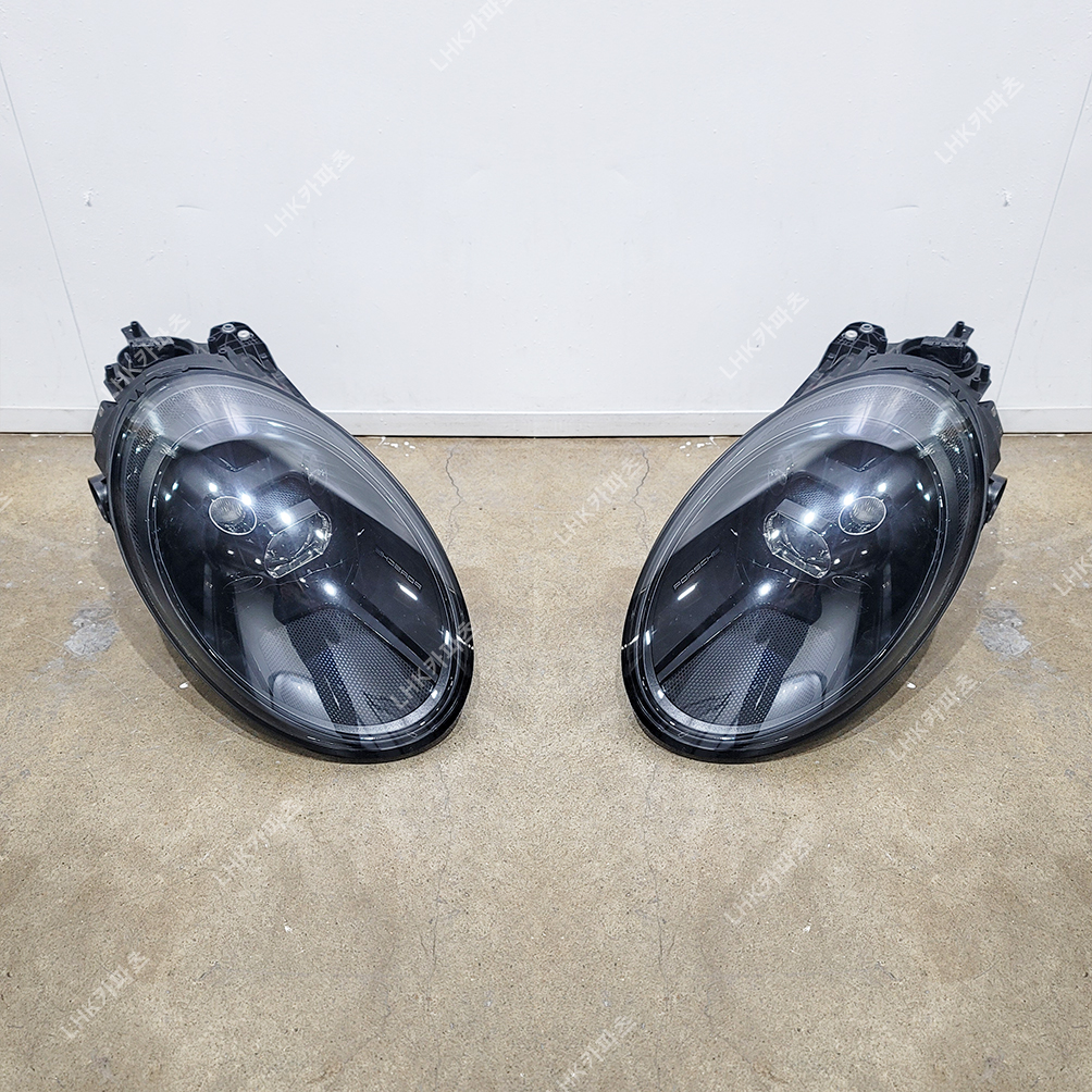 포르쉐 911 (992) 카레라 라이트 슈퍼카중고부품 19~24