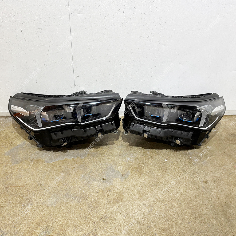 BMW 5시리즈 G60 라이트 레이져 수입차중고부품 23-25