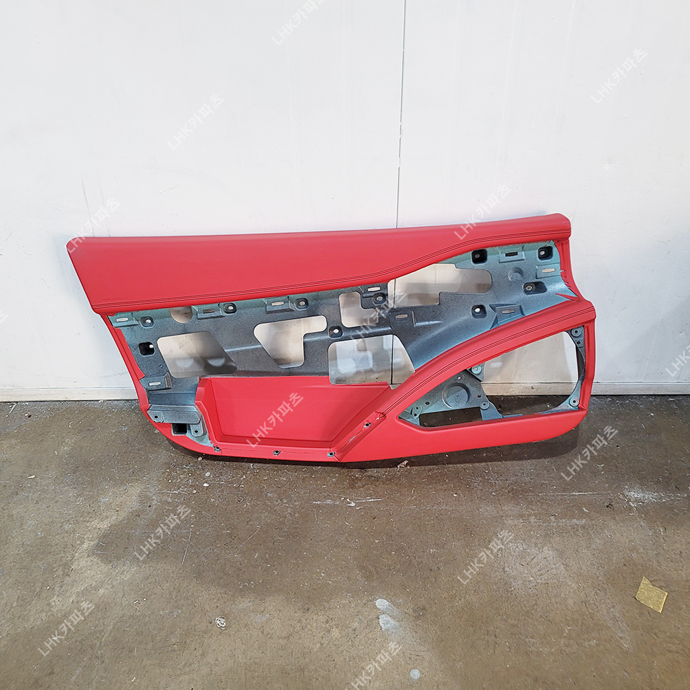 페라리 458 이탈리아 스파이더용 도어 트림 패널 슈퍼카중고부품