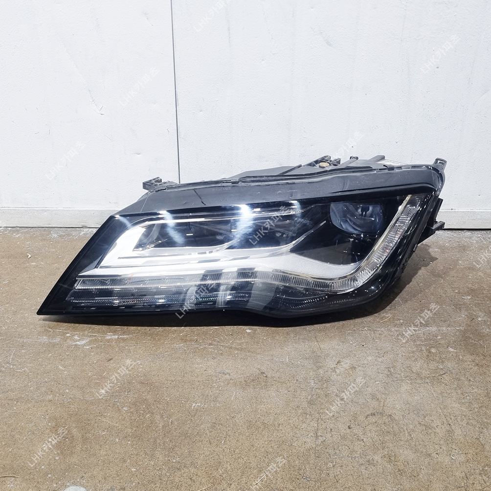 아우디 A7 4G8 전기형 라이트 LED 수입차중고부품 12-15