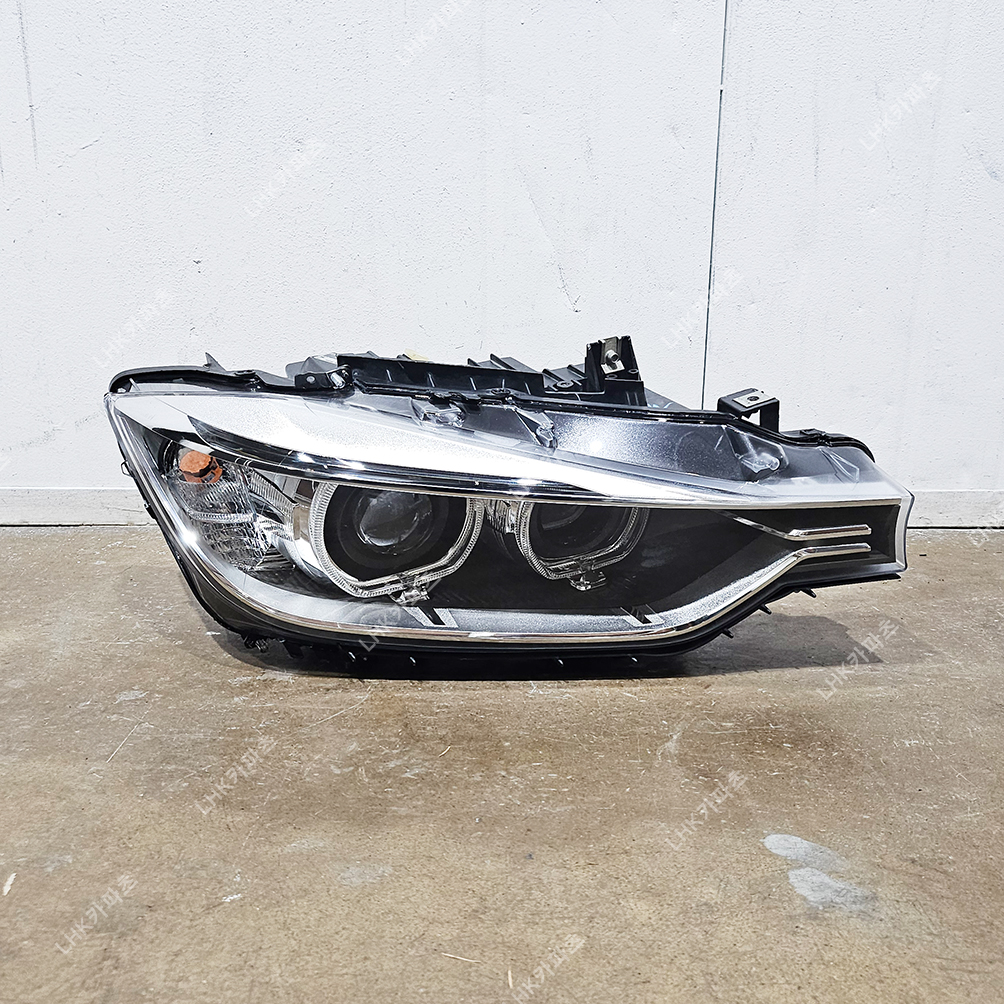 BMW 3시리즈 F30 전기 라이트 제논 조수석 수입차중고부품 12-15