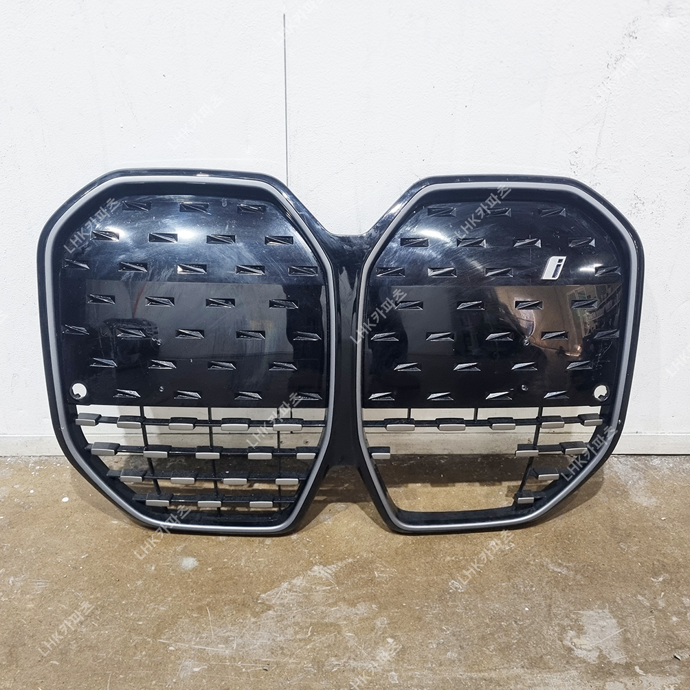 BMW i4 G26 그릴 수입차중고부품 21-24