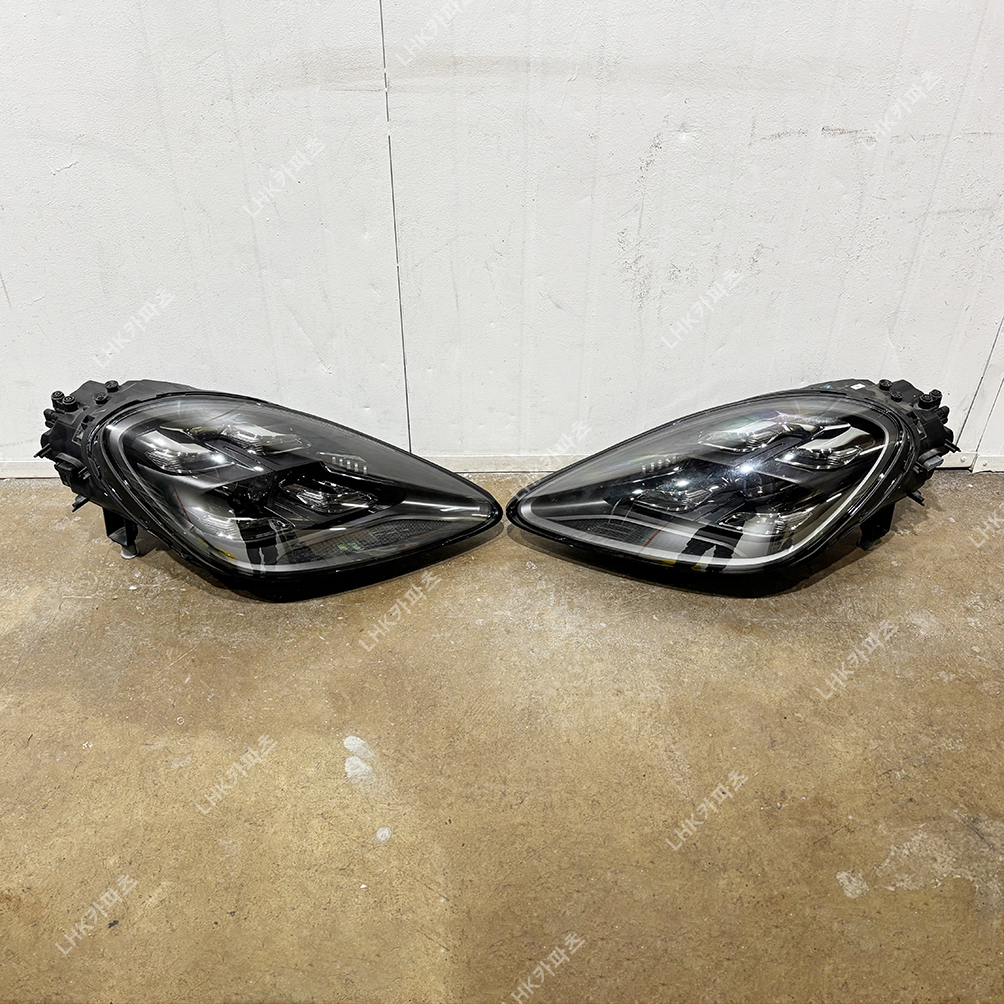 포르쉐 카이엔 9Y0 전기형 라이트 슈퍼카중고부품 20~24