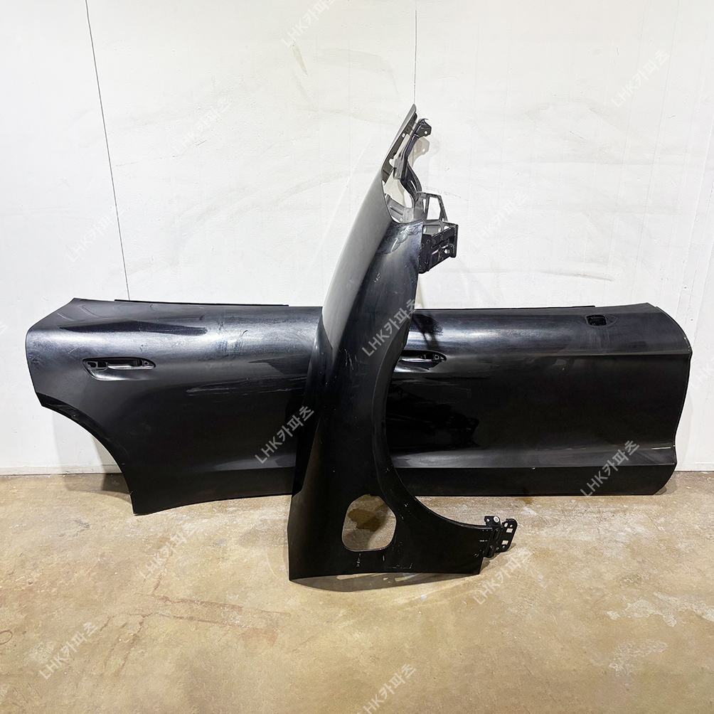 포르쉐 타이칸 9J 전기 휀다 도어 슈퍼카중고부품 20~24