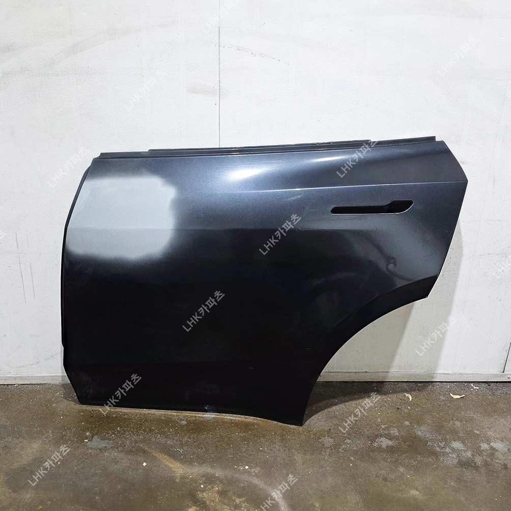 테슬라 모델Y 주니퍼 뒷도어 수입차중고부품 25~25